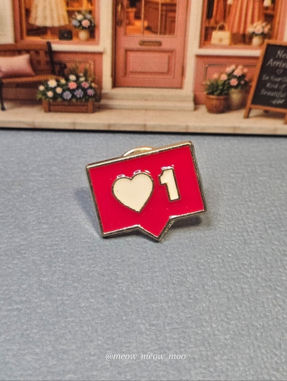 1 Heart Notification Enamel Pin